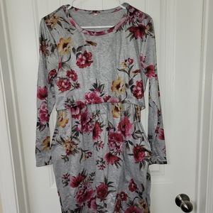 Nursing dress w/pockets